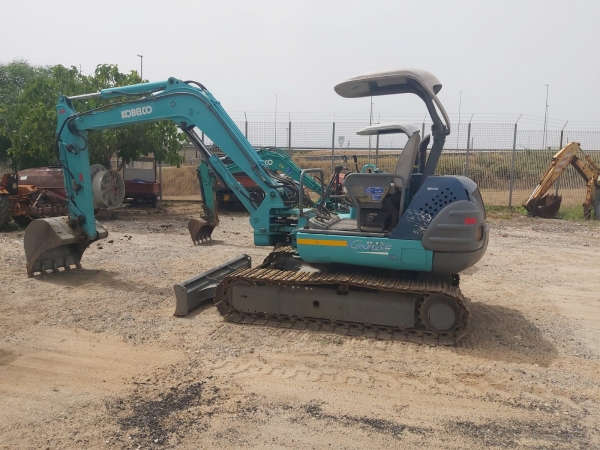 mini escavatore kobelco sk45