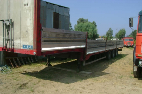 Semirimorchio collo d'oca